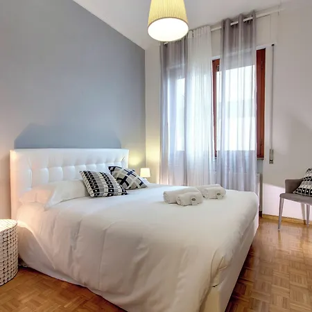 Lungarno Apartment By Mamo Florence-3
